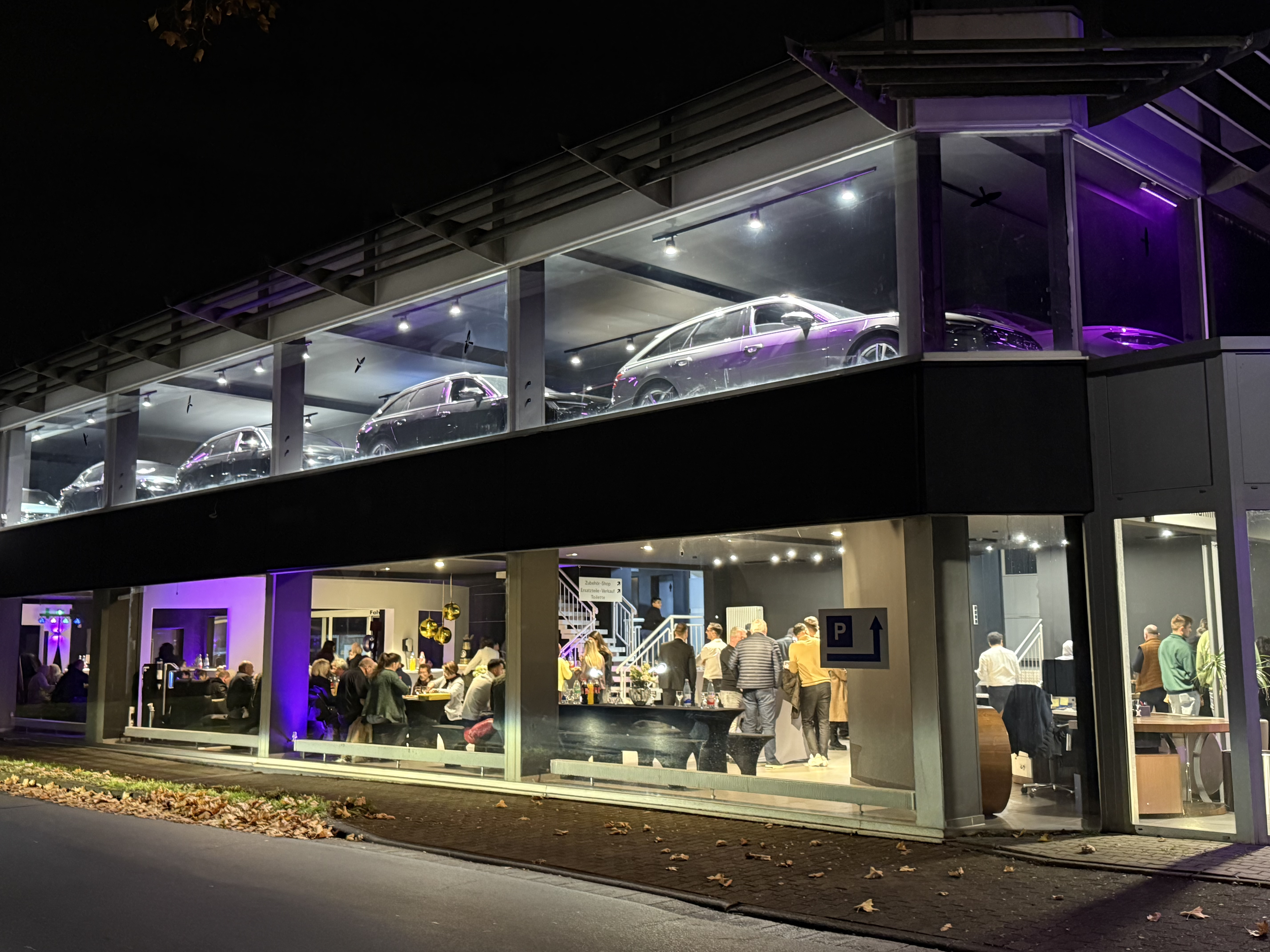 Autohaus Neuwied Showroom